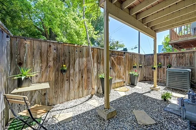283 McDowell Ln — Photo 13