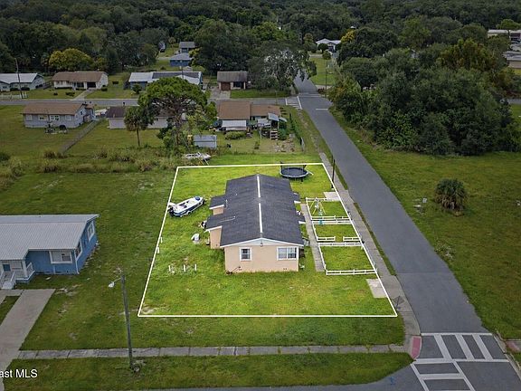 2nd image of 2410 Myrtle Ave