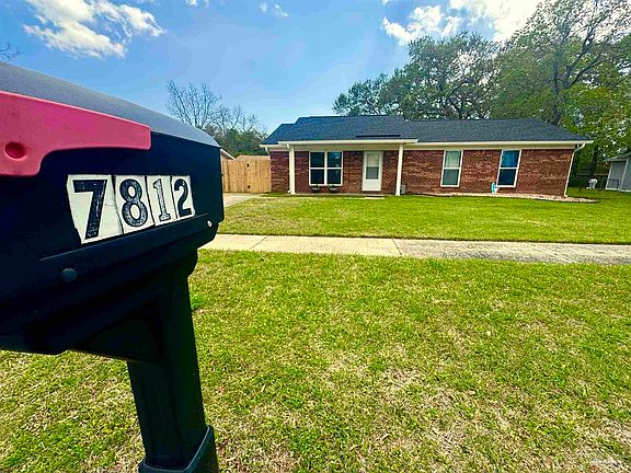 3rd image of 7812 Dartmoor Ct