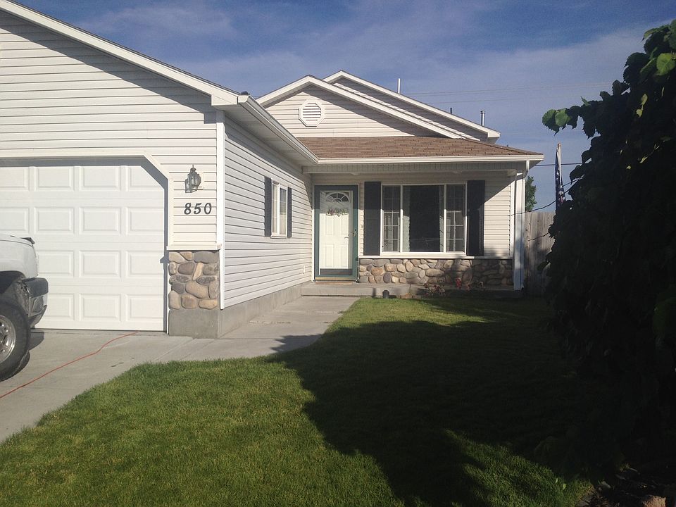 MOVE IN READY! Updated!