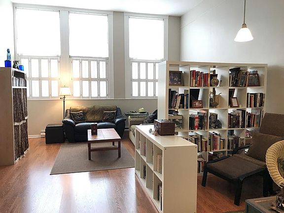 5th image of 8 Summer St APT 205