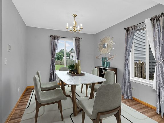 5th image of 2551 Smithfield Ln
