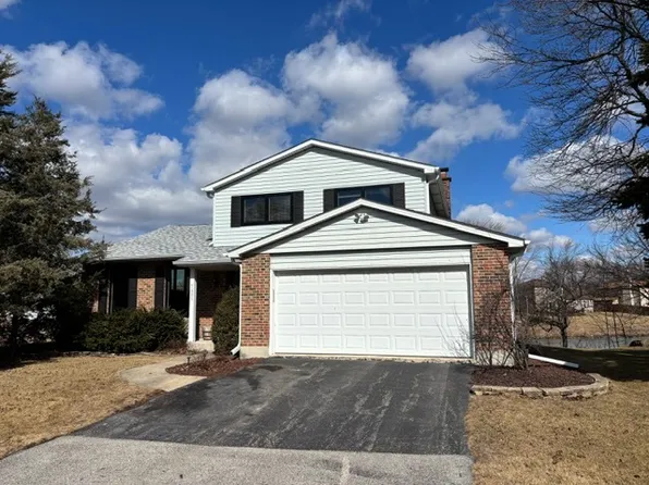 7001 Foster Pl, Downers Grove, IL 60516