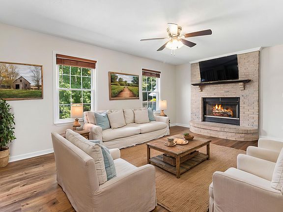 2nd image of 4528 Kings Lake Ct