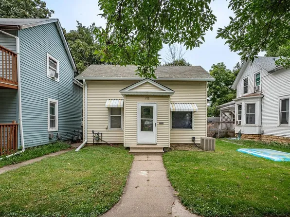 216 W 6th St, Red Wing, MN 55066