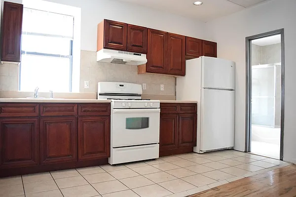 Rented by Immac Realty | media 1
