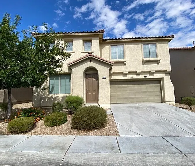 1922 Silver Crest Ct — Photo 2