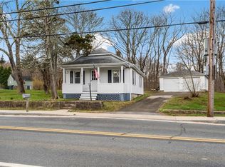 147 Church St, Bradford, RI 02808