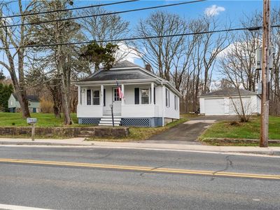 147 Church St, Bradford, RI, 02808