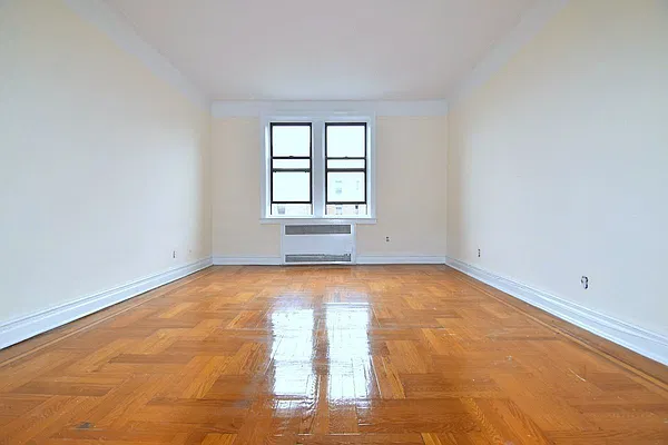 Rented by Manhattan Spaces | media 16