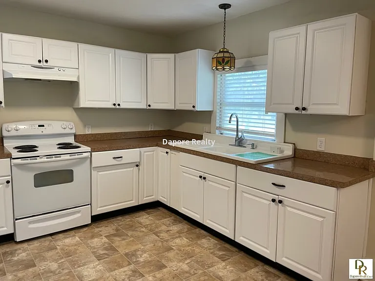 2606 Juergensen Dr — Photo 5
