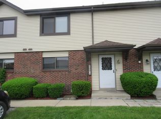 5803 Cambridge Cir, Racine, WI 53406