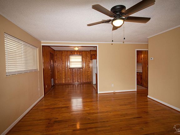 3rd image of 3915 N 10th Ave