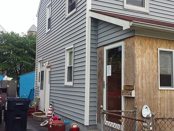 3rd image of 21695 N Essex Dr
