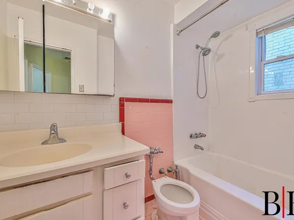 2076 East 63rd Street image 15 of 24