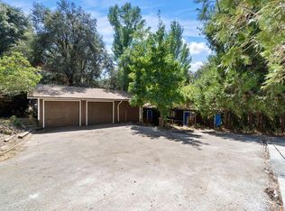 42608 Buckeye Rd, Oakhurst, CA 93644