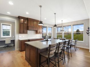 16206 Draft Horse Blvd, Lakeville, MN 55044