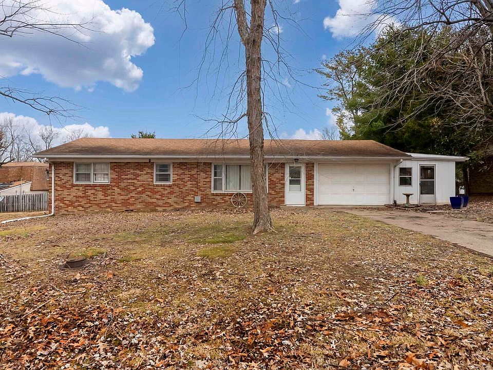 1st image of 804 Hilldale Ave