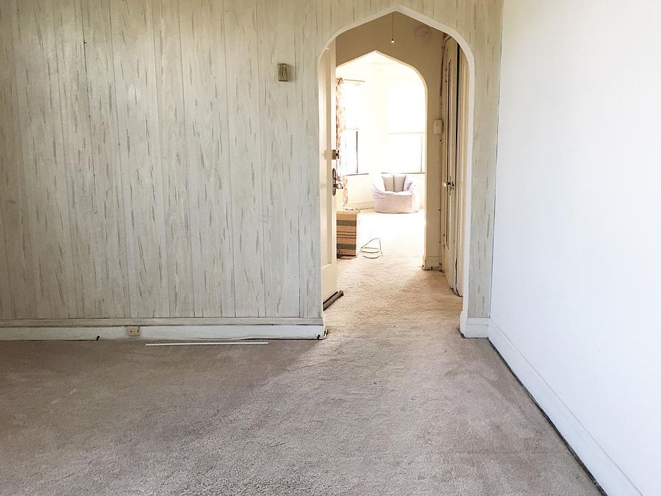 1st image of 8916 S Harper Ave #3