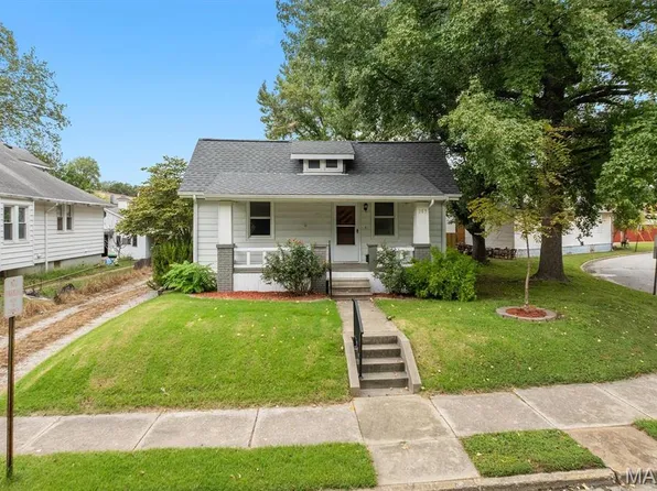 203 S 14th St, Belleville, IL 62220