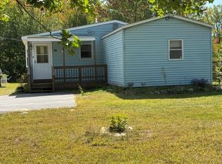 36 Vaillancourt Dr, New Ipswich, NH 03071