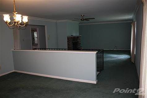 4th image of 158 Winston Ave