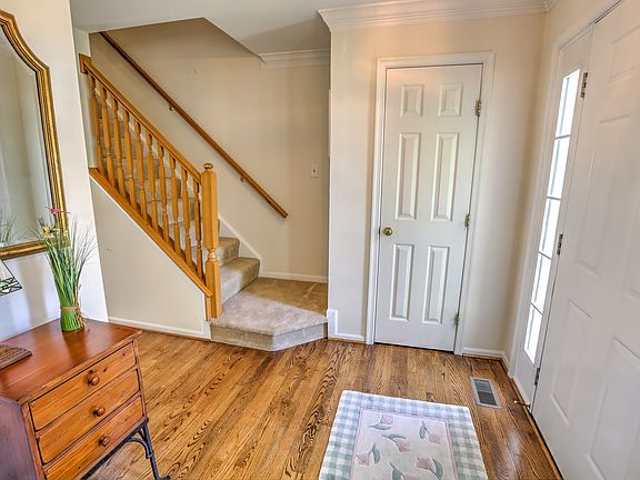 5th image of 13031 Bourne Pl