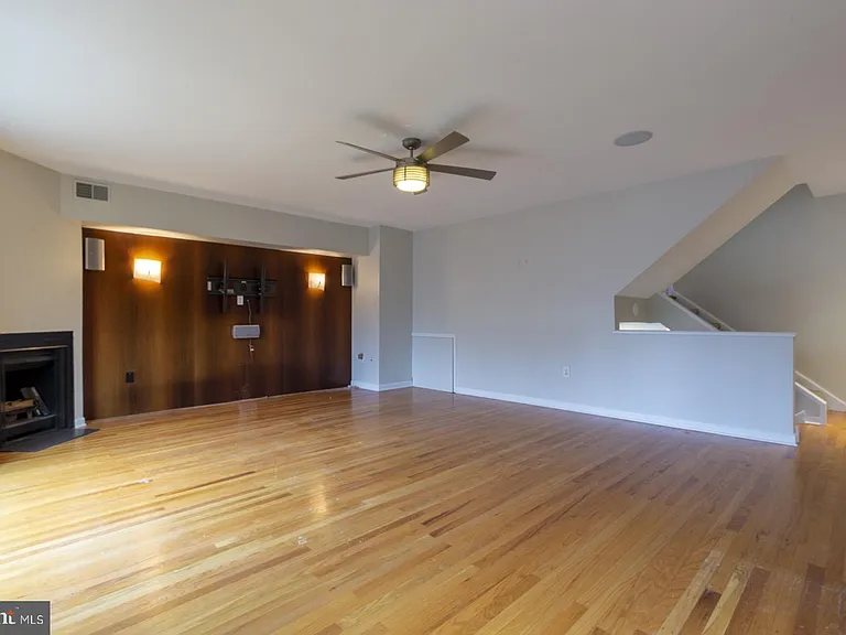 1 Christian St #31 — Photo 12