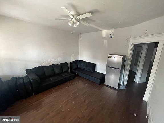 5th image of 6015 Catharine St