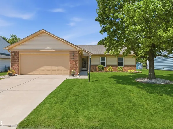 12536 Trophy Dr, Fishers, IN 46038