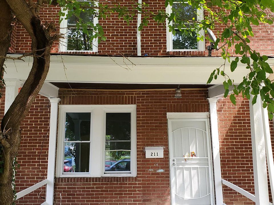 1st image of 211 Allendale St