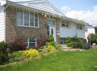 1535 Ralston Rd, Bethlehem, PA 18018