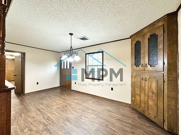 5th image of 2205 Fannie St