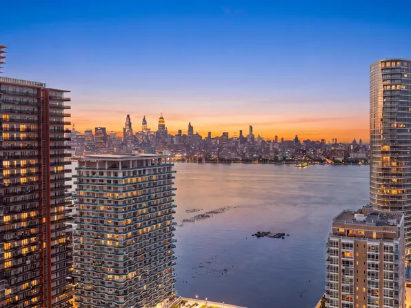 75 Park Ln S APT 2801, Jersey City, NJ 07310