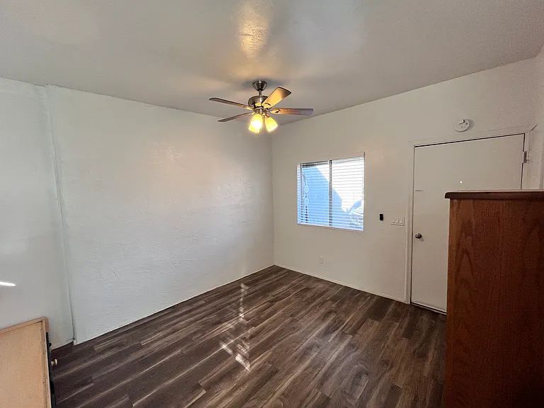 3706 E Fairmount St #N — Photo 5