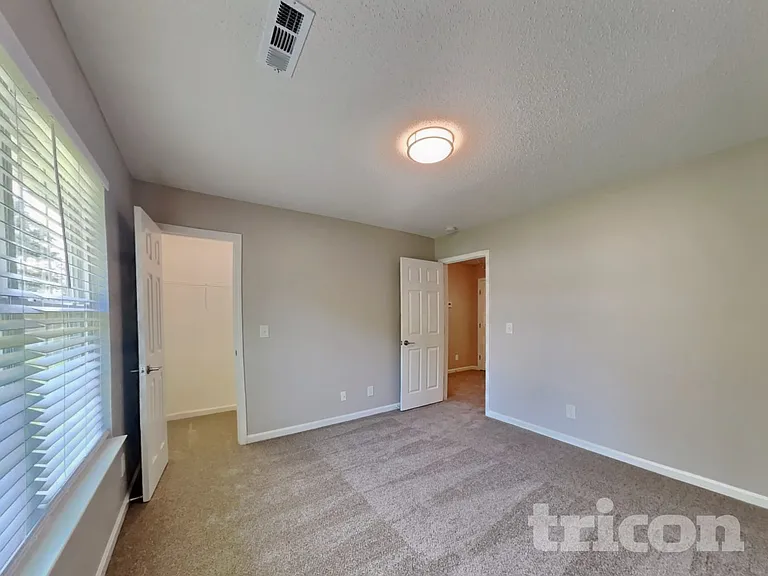 1709 Fern Hill Dr — Photo 14