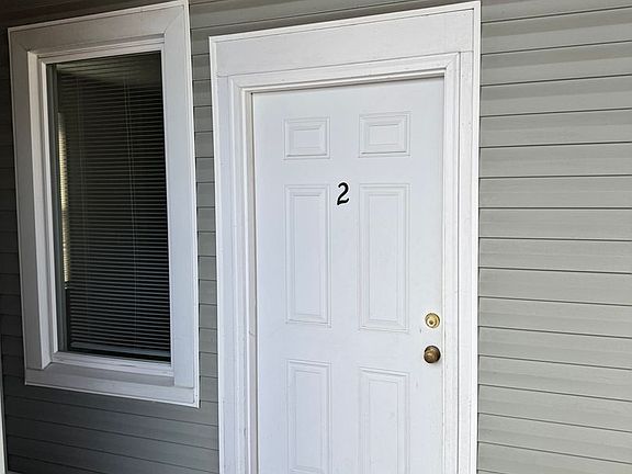 2nd image of 2719 S 4th St #2