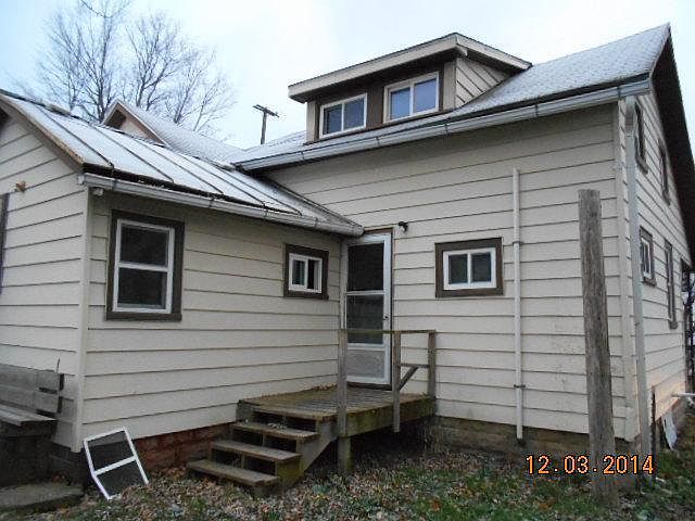 2nd image of 223 W Allen St