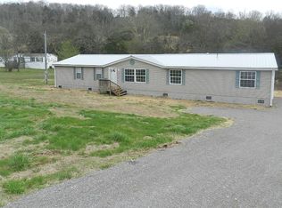 226 Cotton Hollow Ln, Pleasant Shade, TN 37145