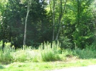 3 Deer Haven Dr, Haydenville, MA 01039