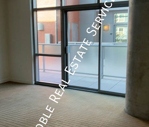 5th image of 800 The Mark Ln Unit 205