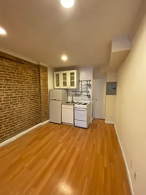 Rented by Terra Magia Inc | media 32