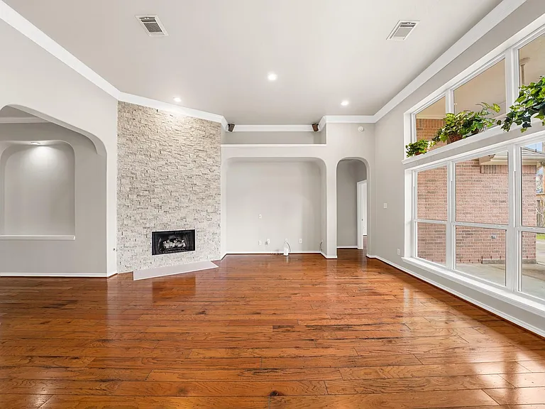 6118 Berwick Ln — Photo 18