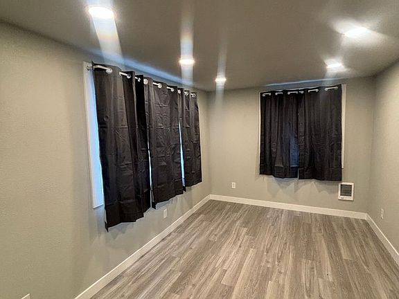 4th image of 112 W 10th Ave APT 1