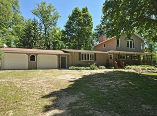 N5798 Strange Rd, Iron Ridge, WI 53035