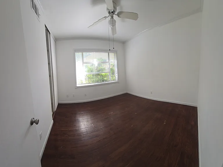 1008 Candice Ln — Photo 7