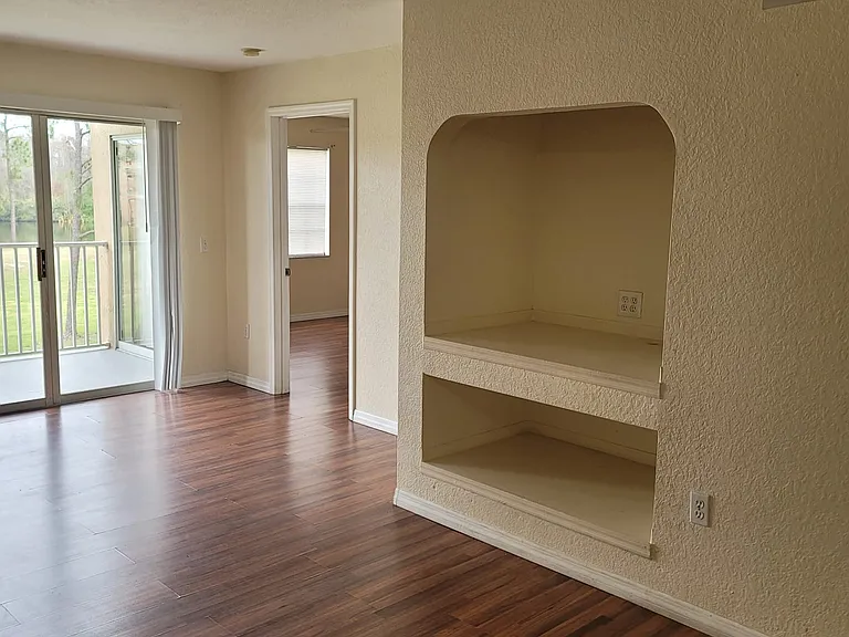14049 Fairway Island Dr #123 — Photo 8