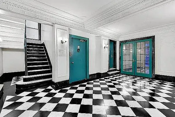 Rented by Manhattan Realty Group | media 5