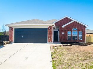 4900 Spur Ridge Ct, Fort Worth, TX 76244