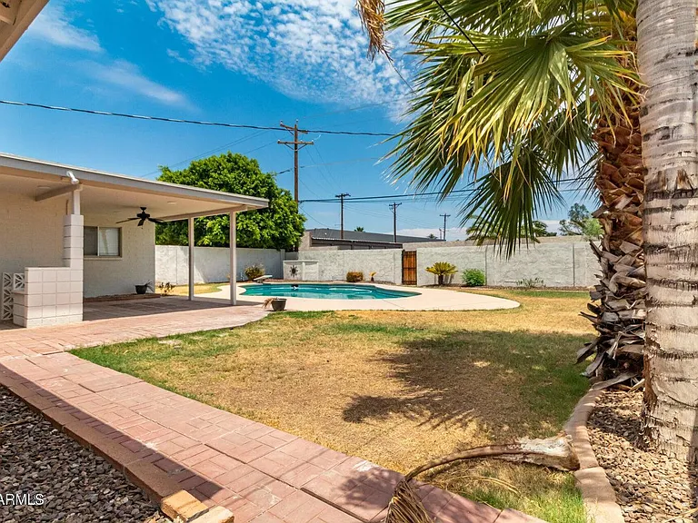 132 E Pebble Beach Dr — Photo 22